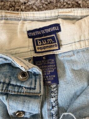 b.u.m. Equipment Light Wash Denim Shorts - Light Blue women’s size 16